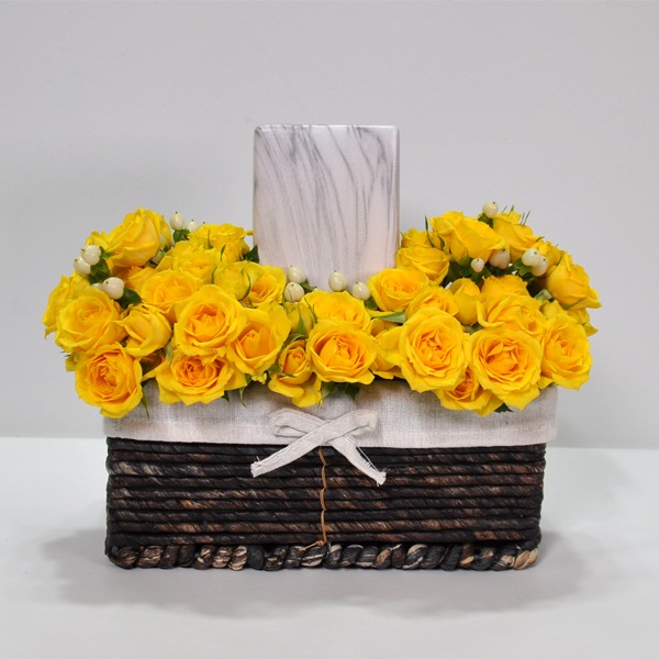 Vintage Basket 2 'Flower with Base'