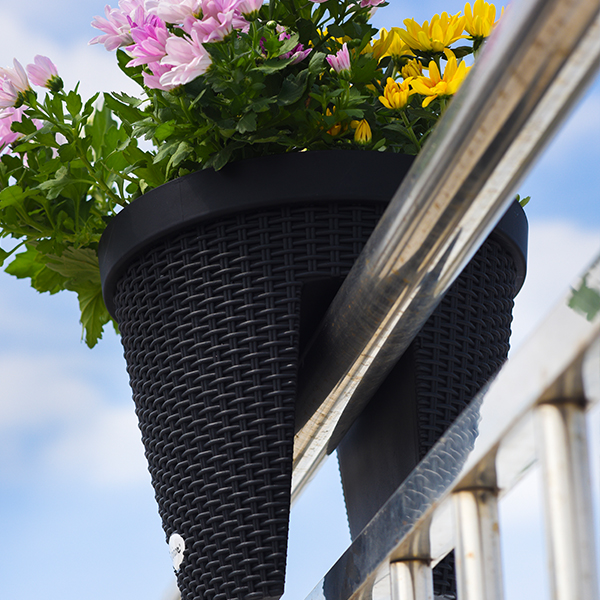 Plastic Pot 77 'Pots & Vases'